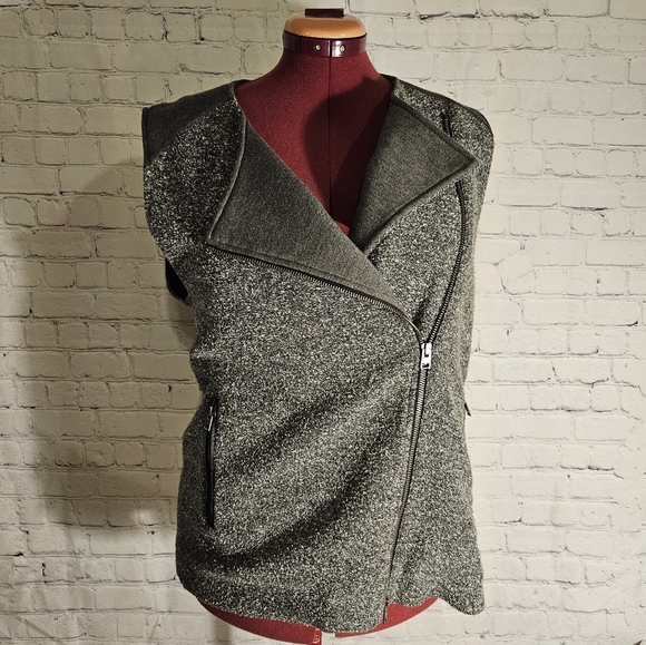 Club Monaco Boucle Grey/Melange Wool Moto Inspired Vest - Picture 8 of 12